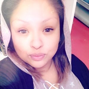 Meet your Posher, Mayra